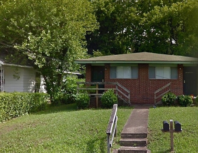 Building Photo - 1918 Ivy St