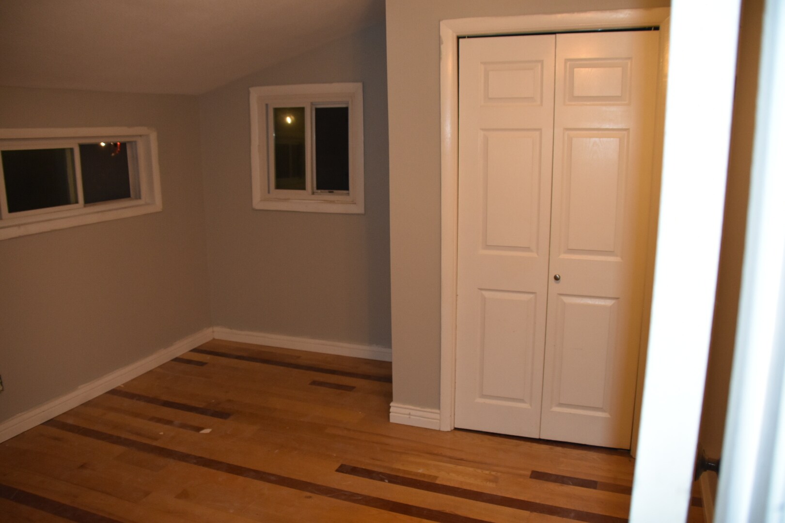 Building Photo - 510 W 1st Ave