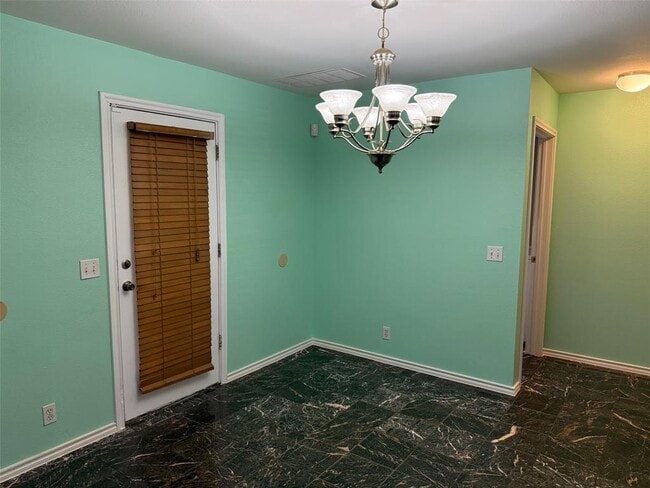 Building Photo - 111 Mist Flower Dr