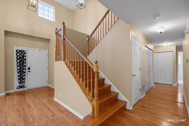 Building Photo - 2539 Lexington Ln