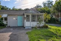 Building Photo - 701 1/2 16th Ave S