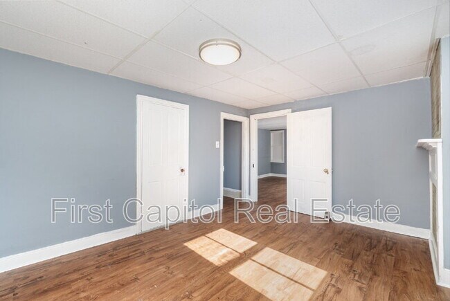 Building Photo - 149 N 2nd St