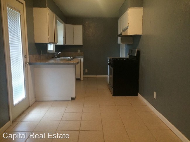 Building Photo - 3 br, 1.5 bath House - 116 W. Steed Dr.