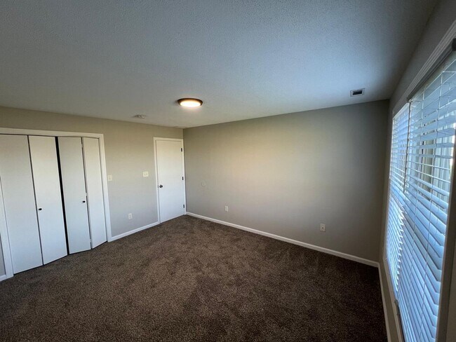 Building Photo - New 2 BR First Floor Condo in Wernersville, PA Available in June