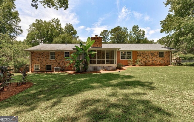 Building Photo - 922 Sharon Ct