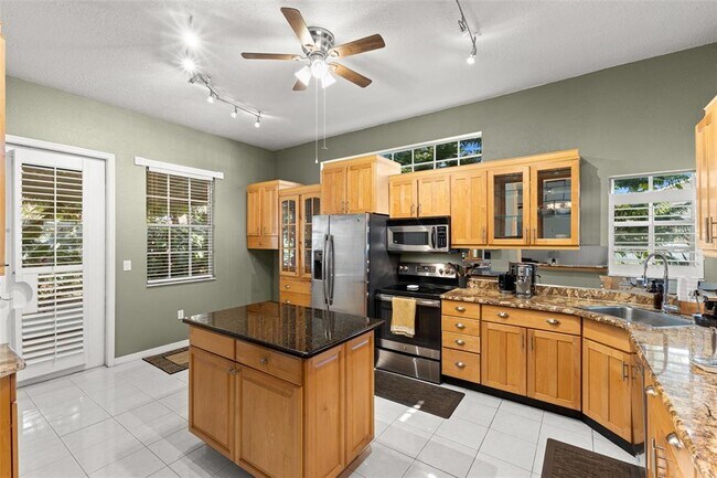 Building Photo - 1717 Arabian Ln