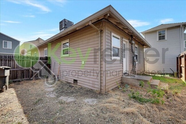 Building Photo - 3435 Trio Ln