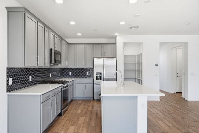 Building Photo - 9737 E Copper Glance Trl