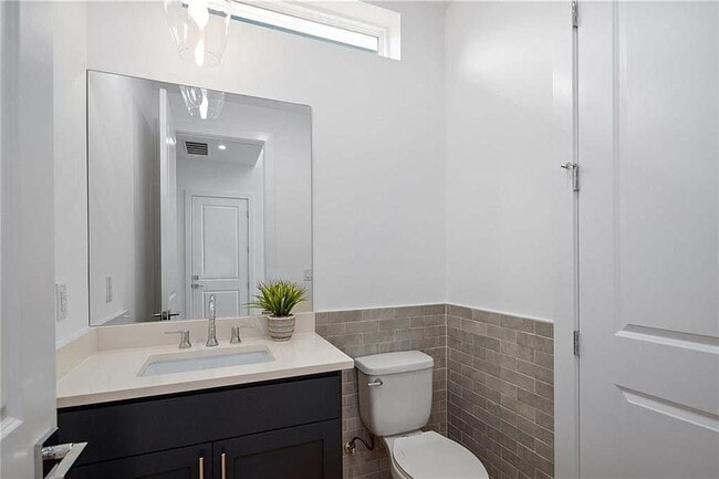 Building Photo - 6321 Keegans Dr