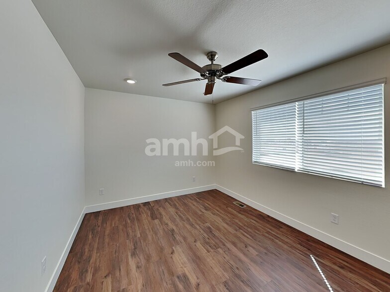 Building Photo - 7668 Mardale Ln