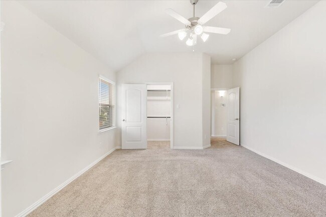 Building Photo - 23213 Zinfandel Dr