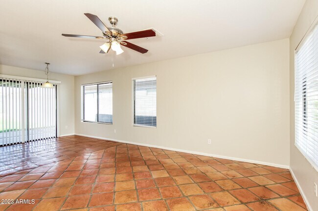 Building Photo - 3190 W Williams Dr
