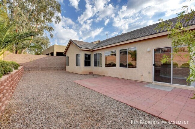 Building Photo - 2294 Tedesca Dr