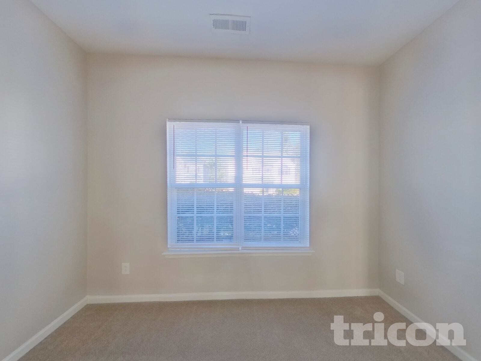 Building Photo - 1510 Peachcroft Rd