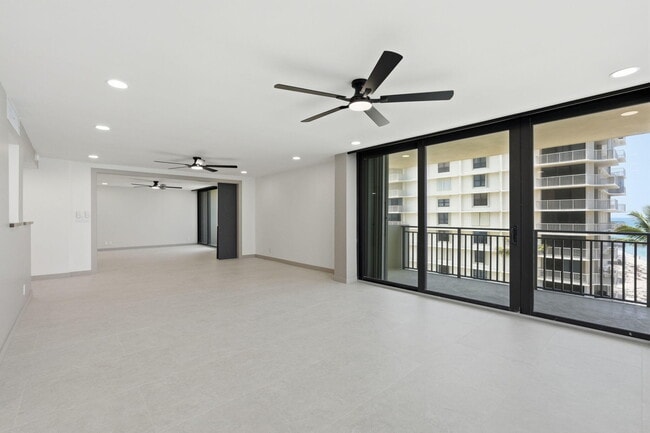 Building Photo - 5460 N Ocean Dr