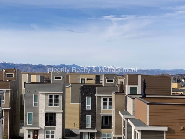 Building Photo - 3598 Cerf Wy