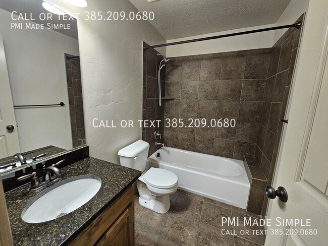 Building Photo - 10439 Sage Vista Way