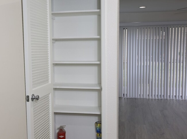 Building Photo - 12900 Walden Rd