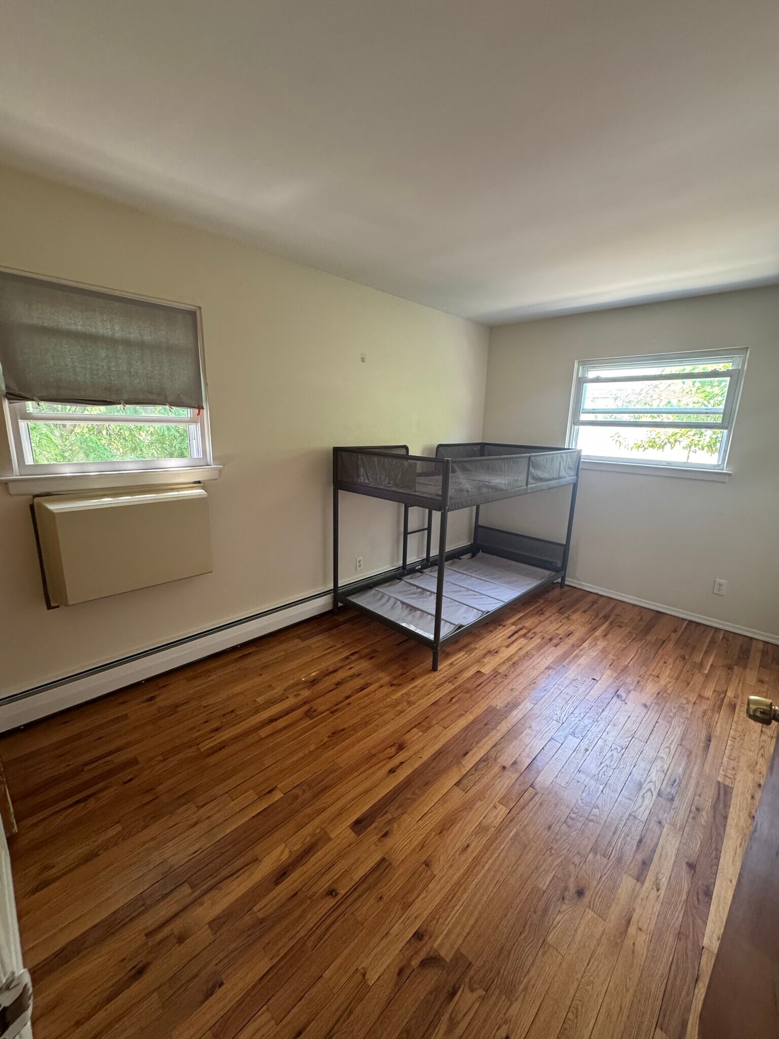 Building Photo - 9419 Avenue J