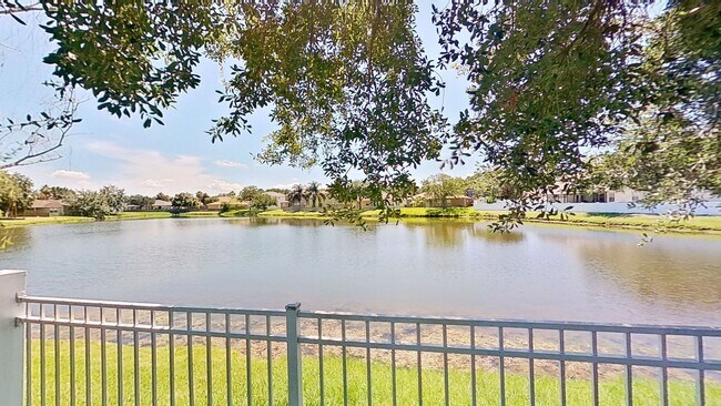 Building Photo - 12275 Deersong Dr