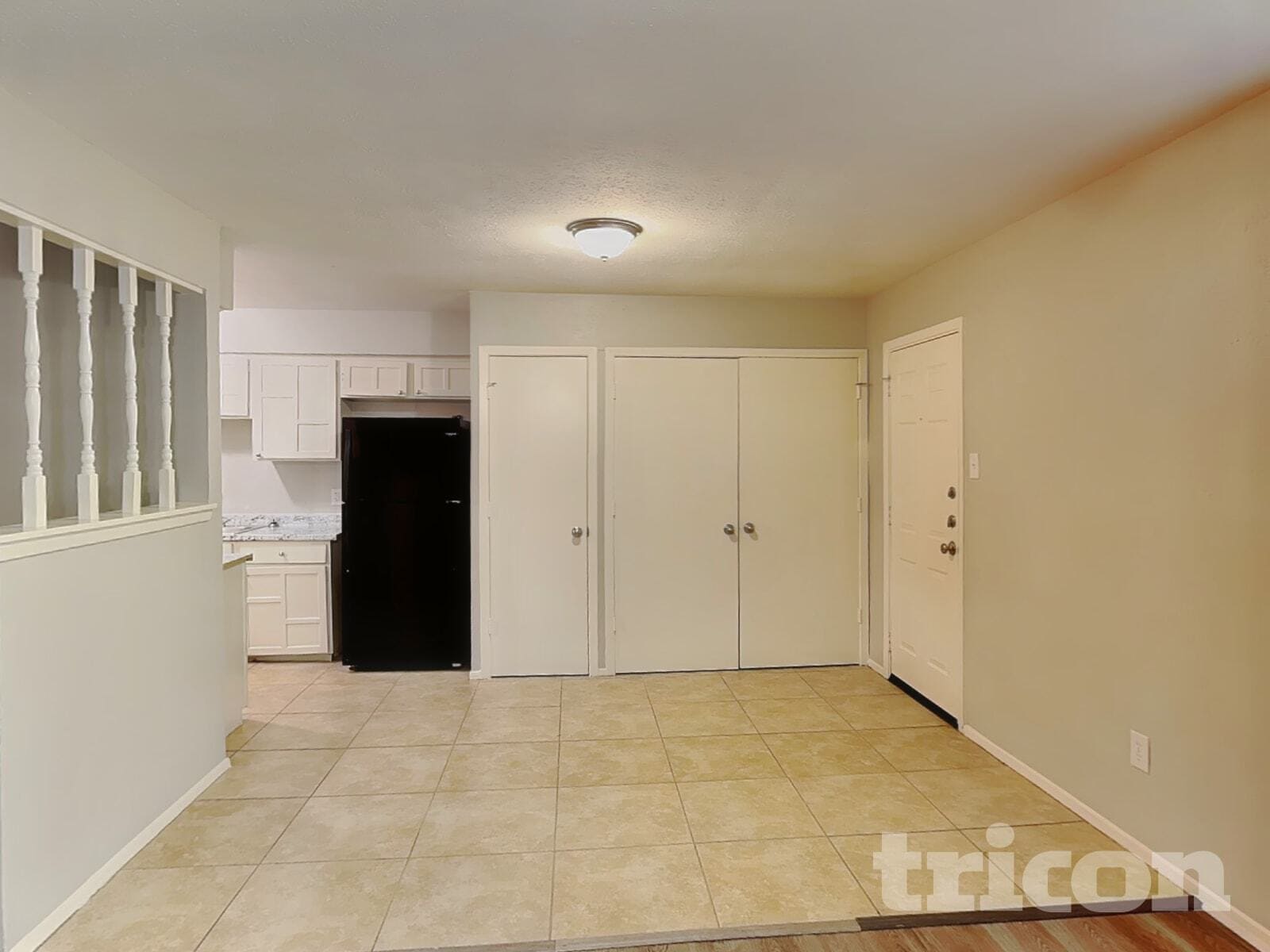 Building Photo - 1555 Willowbrook St