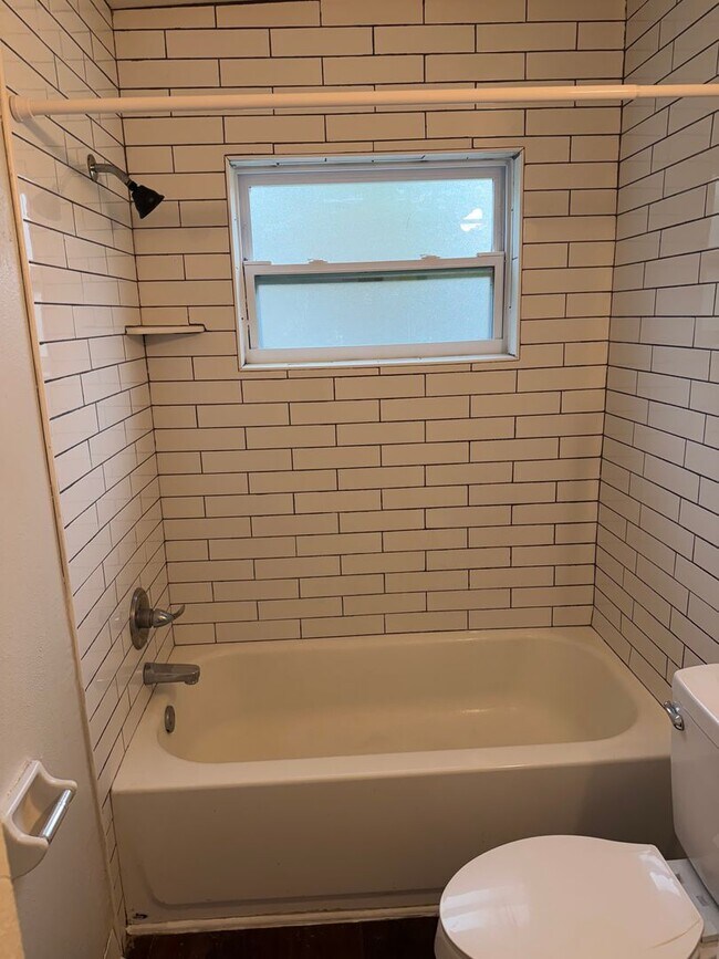 Building Photo - Charming 2-Bedroom, 1-Bath Home with Great Outdoor Spaces!