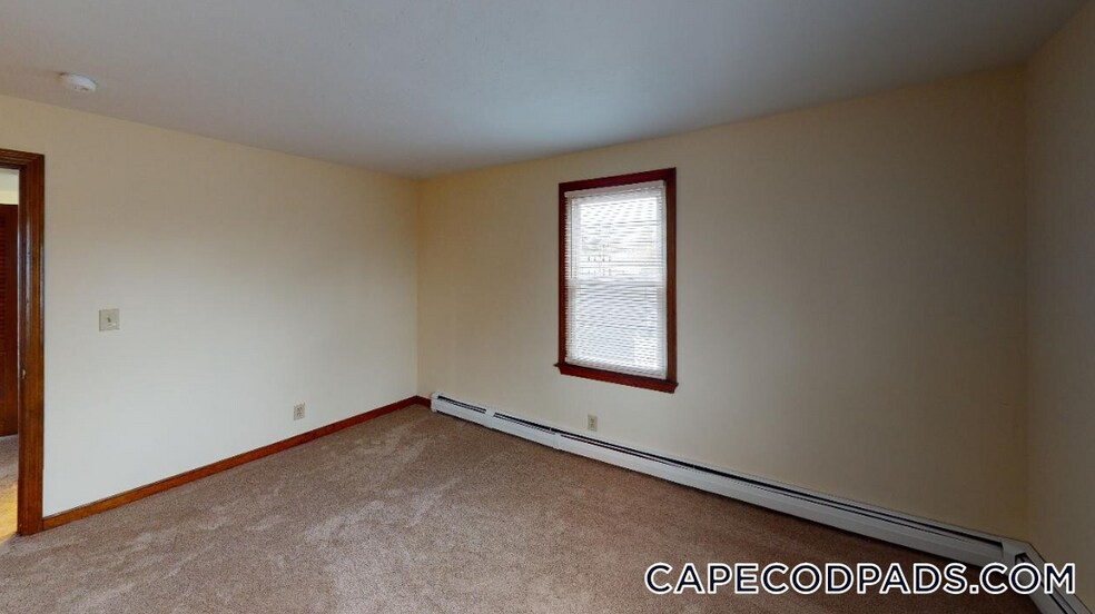 Building Photo - 25 Thomas Ave