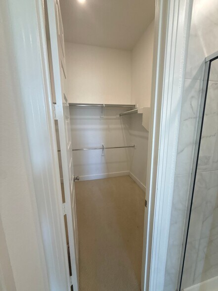 Building Photo - 5075 Brooklet Blvd
