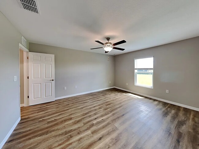 Building Photo - 602 Lindsborg Trail