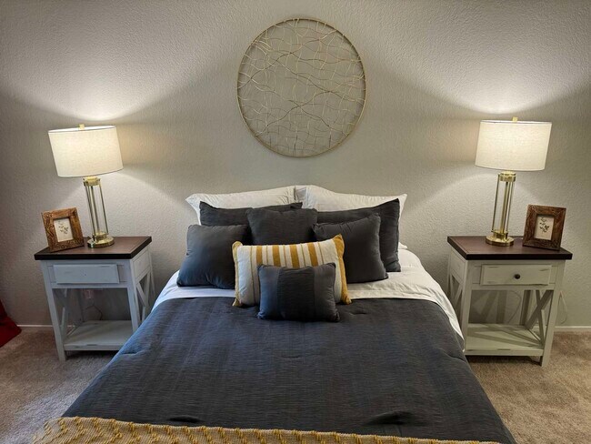 Building Photo - 8407 18th Ave W