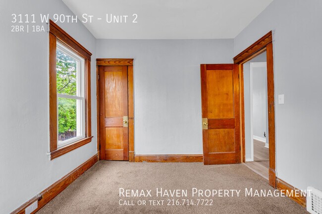 Building Photo - 3111 W 90th St