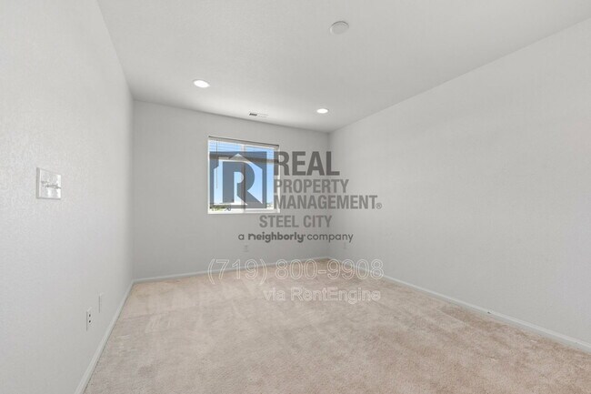 Building Photo - 1824 Manassa St