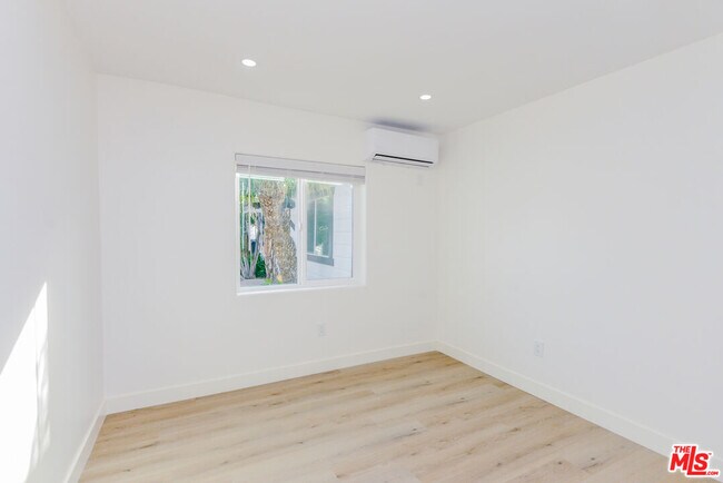 Building Photo - 1739 252nd St