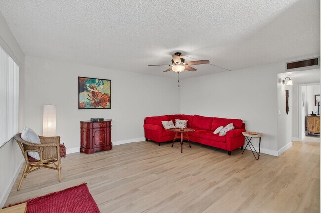 Building Photo - 406 Piedmont I