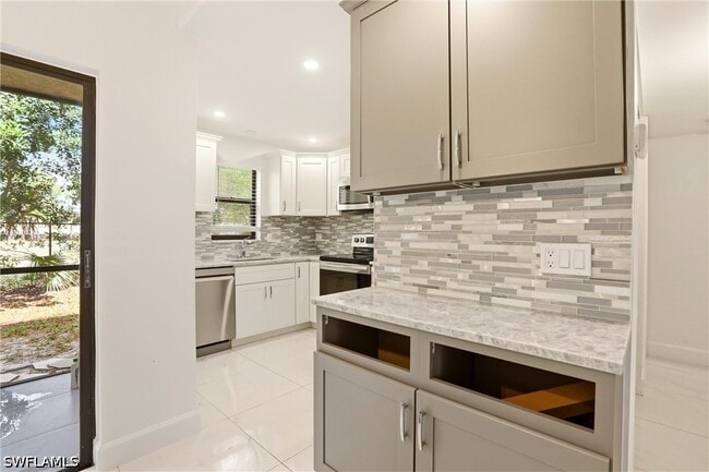 Building Photo - 1450 Green Valley Cir