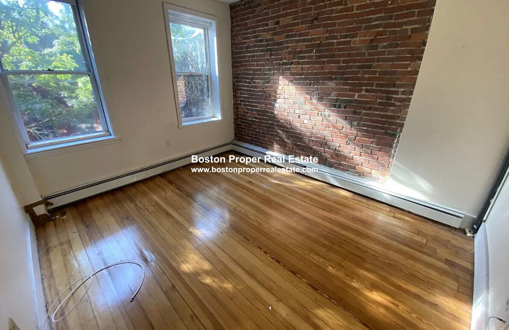 Building Photo - 48 Garden St