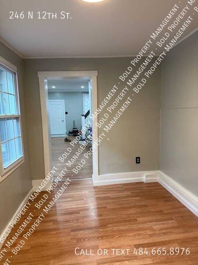 Building Photo - 246 N 12th St