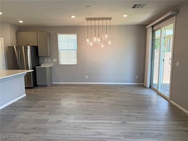 Building Photo - 3025 Gravino Ave