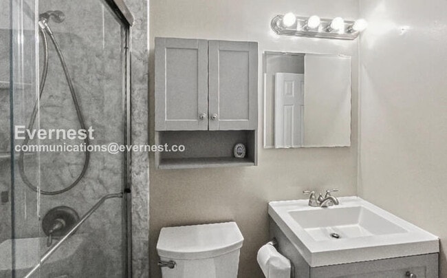 Building Photo - 4646 Evansdale Rd