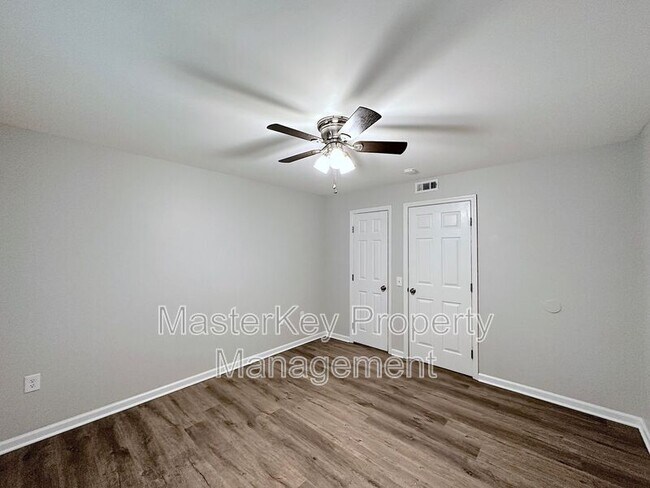 Building Photo - 1312 Hillbrow Ln