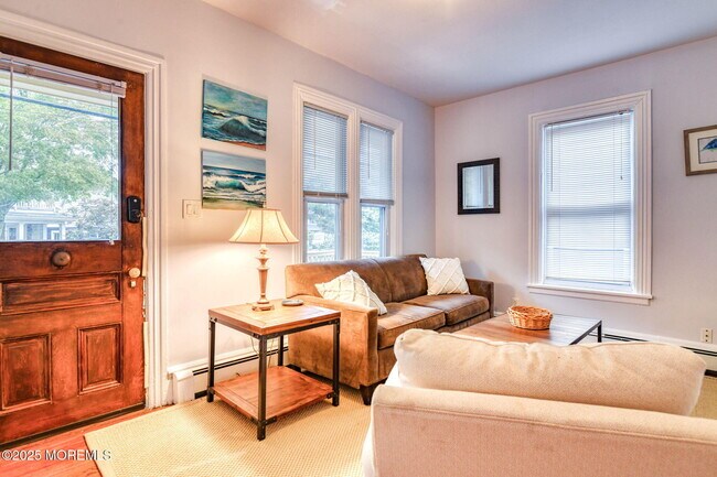 Building Photo - 120 Mt Tabor Way