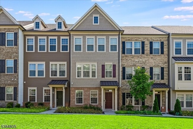 Building Photo - 27 Gala Ct