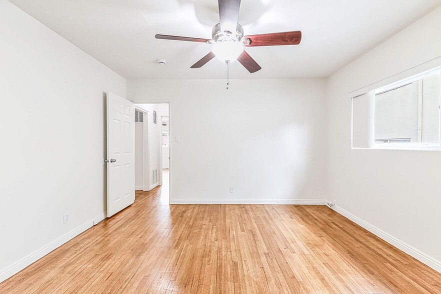 Building Photo - 1801 N Harvard Blvd