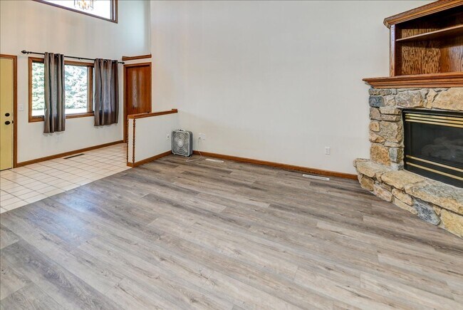 Building Photo - 309 Trail Side Dr