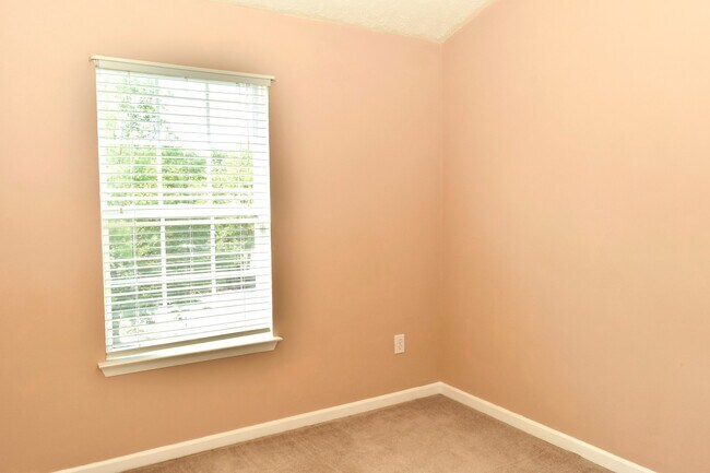 Building Photo - 7005 Cradlerock Farm Ct