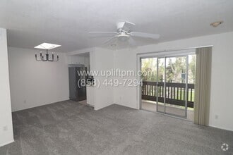 Building Photo - *GREAT SPECIAL! $500 OFF!* 1BR/1BA w/ TWO ...