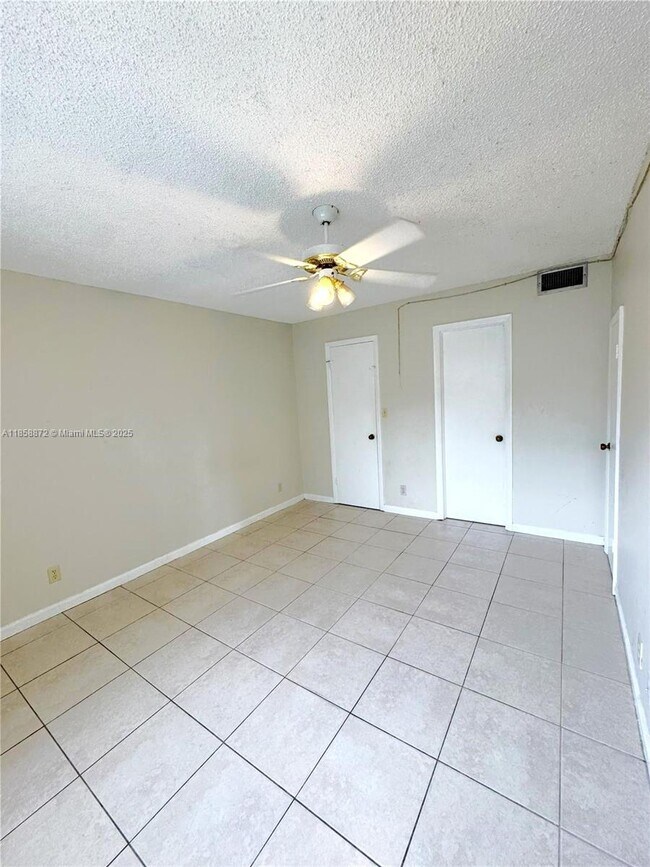 Building Photo - 7205 W Sunrise Blvd