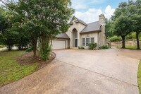 Building Photo - 1604 Lakeway Blvd