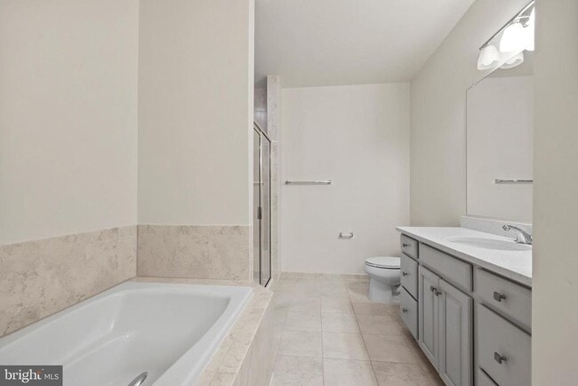 Building Photo - 1010 Ribbon Limestone Terrace SE