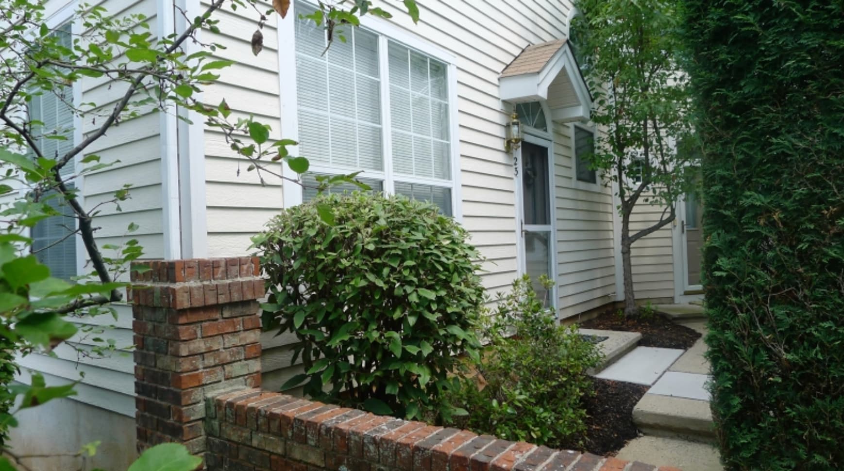 Building Photo - 23 Pheasant Brook Ct